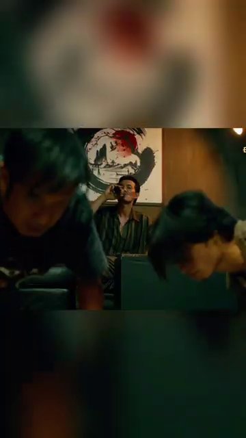 Khoảnh khắc nguyên tắc 