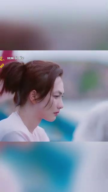 Khoảng lặng đầy ý nghĩa sau cuộc đối thoại, báo hiệu một sự thay đổi không thể quay đầu.