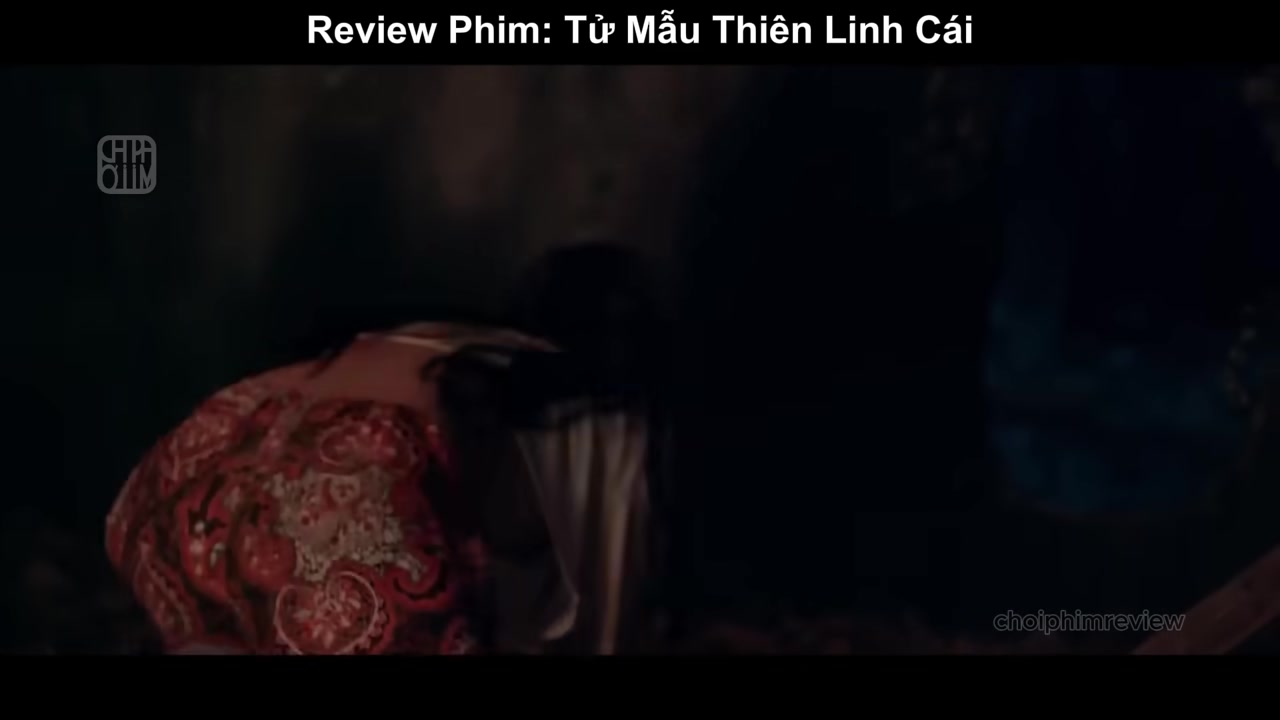 Khoảnh khắc Kim hy sinh, cho thấy tình chị em dù bị che lấp bởi tham vọng vẫn còn sót lại.