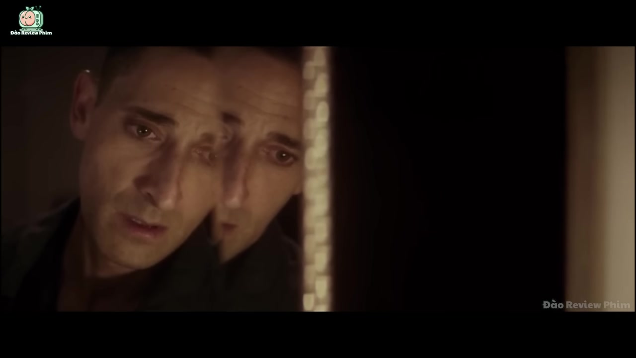 Khoảnh khắc Kênh nhìn thấy cô bé Đại Anna, đánh thức bản năng người cha bị vùi lấp.