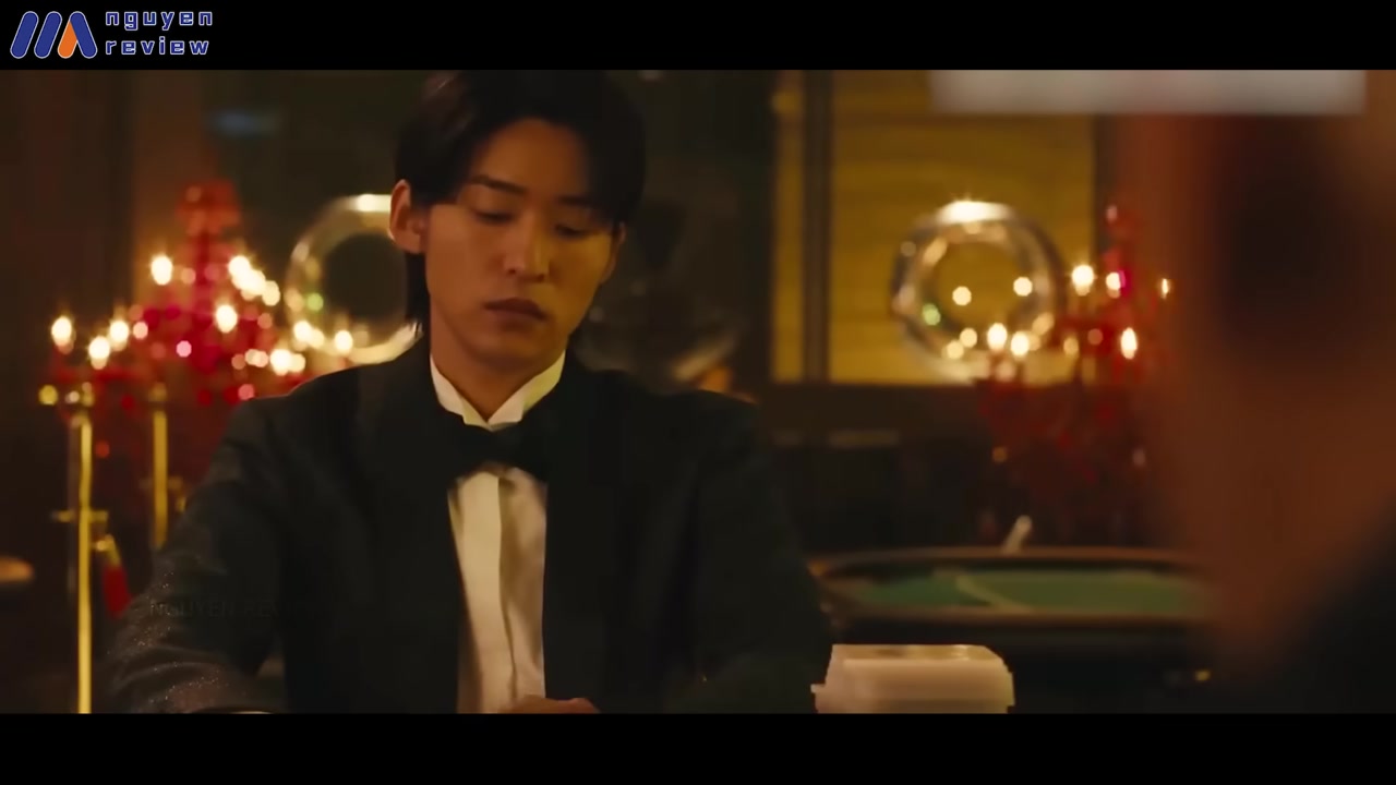 Khoảnh khắc căng thẳng khi Tenoji đặt toàn bộ số chip trị giá một triệu lên bàn, đối mặt với đối thủ cũ.