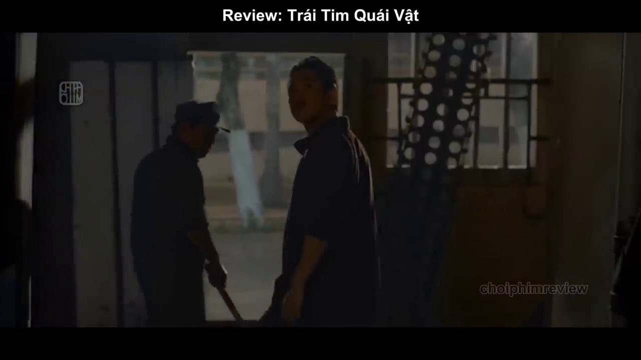 Lâm trưởng thành, hiện đang yêu Khánh - một bà mẹ đơn thân với ước mơ mở tiệm bánh.