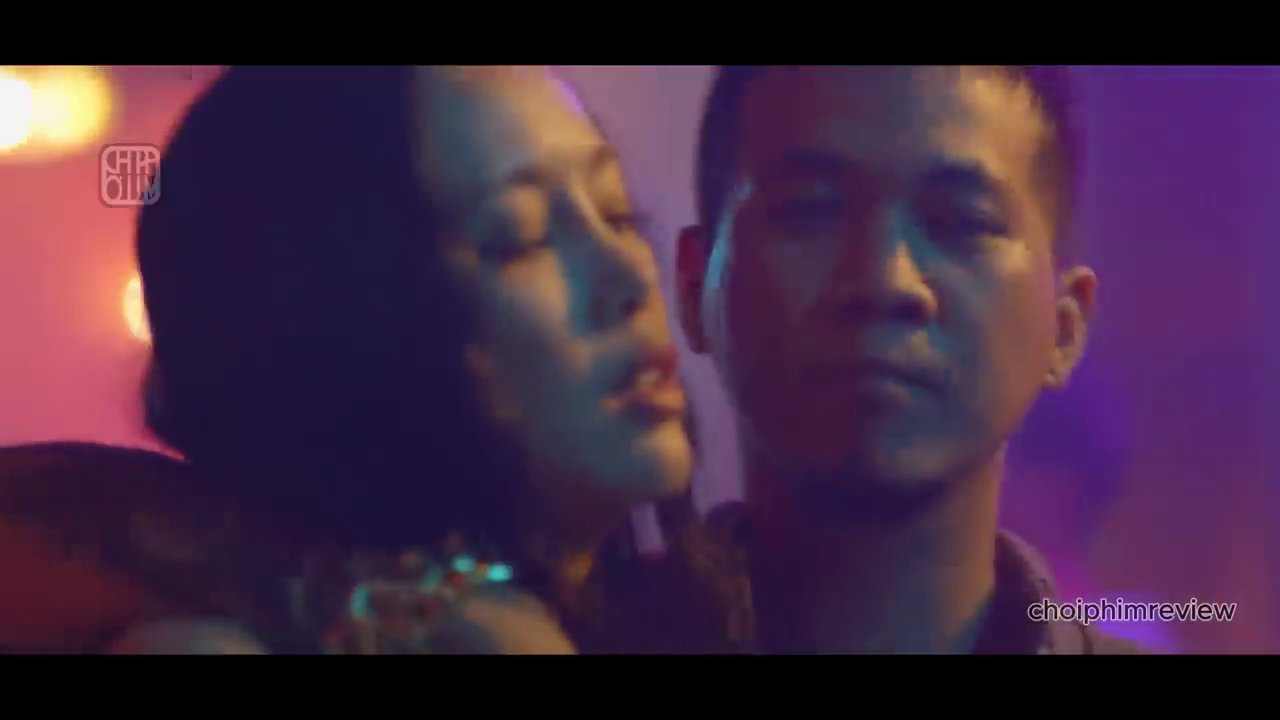 Khung cảnh ấm áp tại quán ăn 