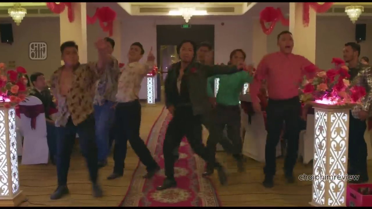 Khoảnh khắc Lòng thông báo với Hào về quyết định rút lui để xây dựng gia đình.