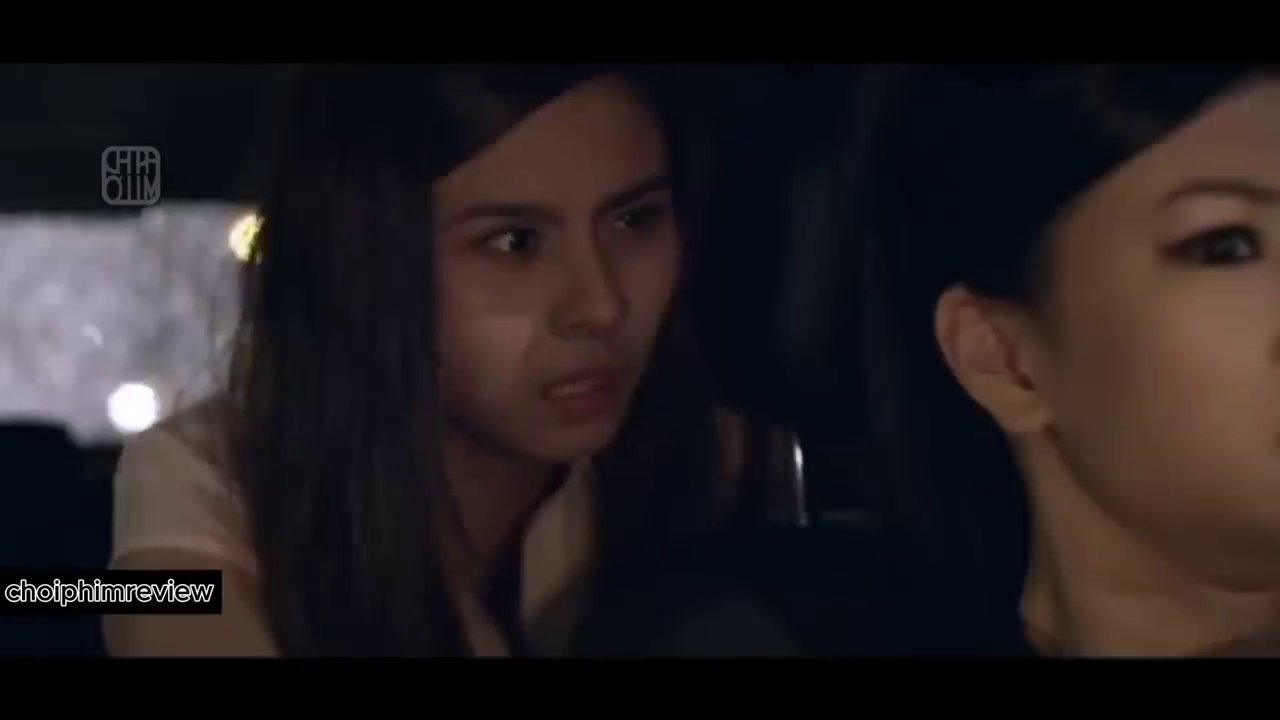 Cảnh quay căng thẳng khi Y Linh đối chất với nhà báo Vinh - bước ngoặt quan trọng làm sáng tỏ mọi âm mưu.